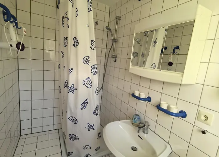 Uhlenhof アパート Lensahn