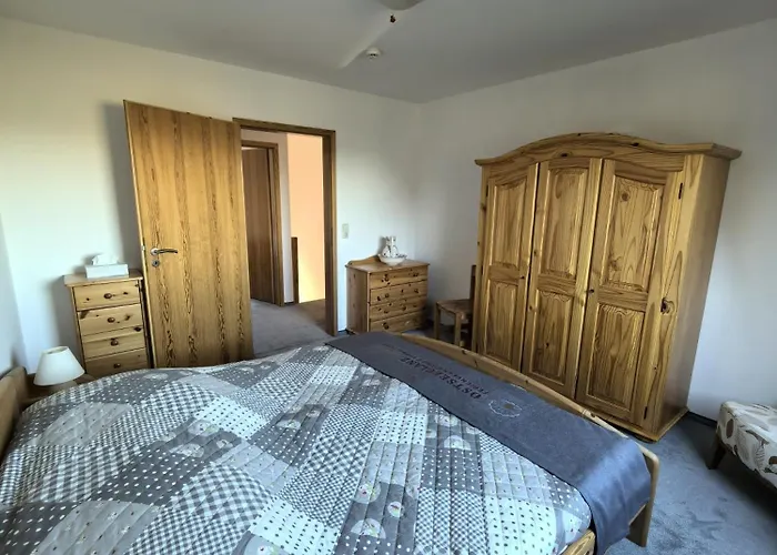 Uhlenhof アパート Lensahn